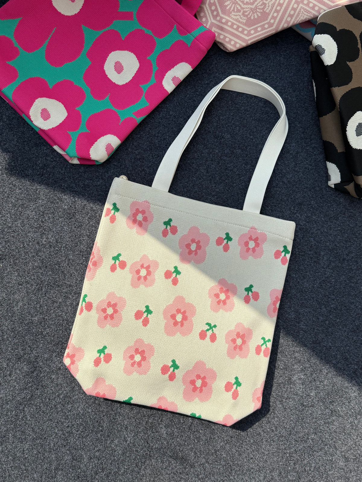 Everyday Korean Medium Tote Bags