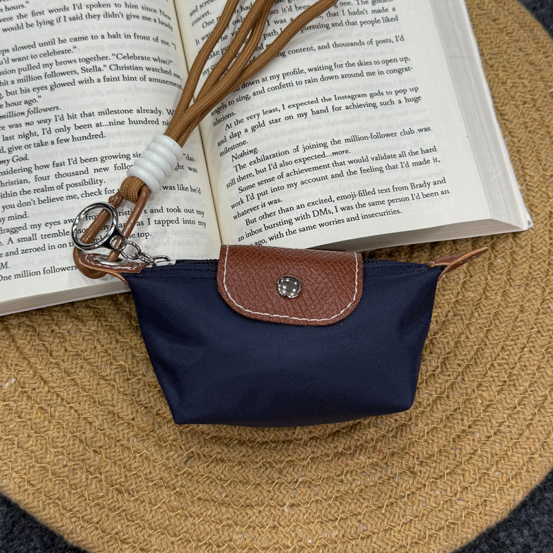 Detachable Pouch