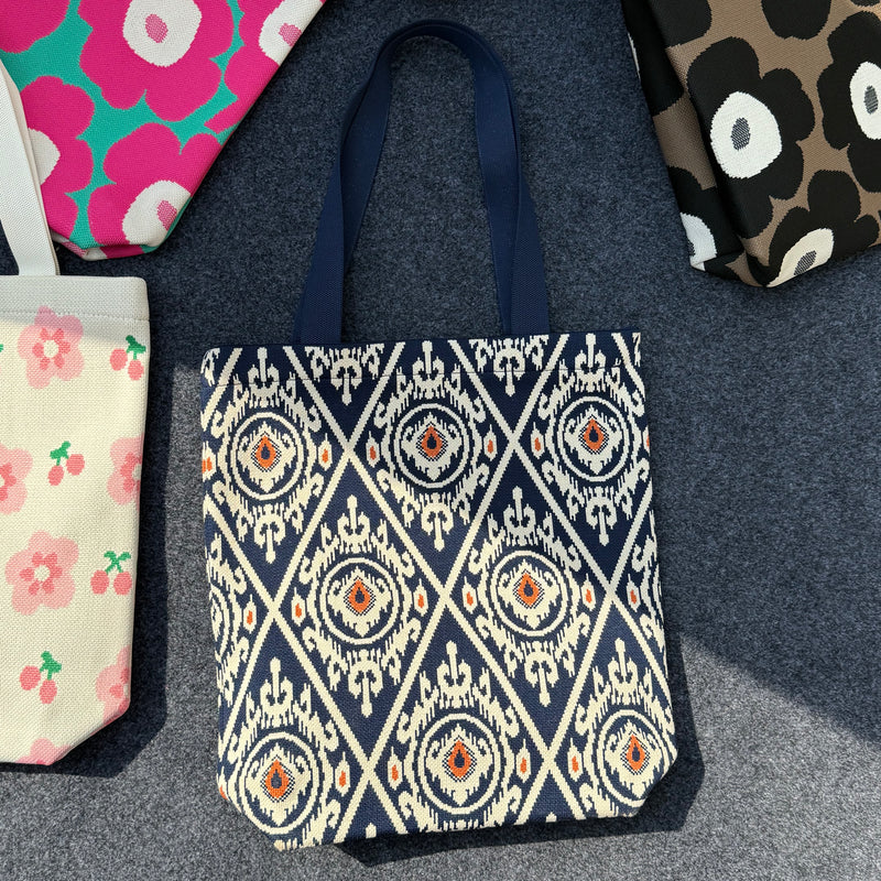 Everyday Korean Medium Tote Bags