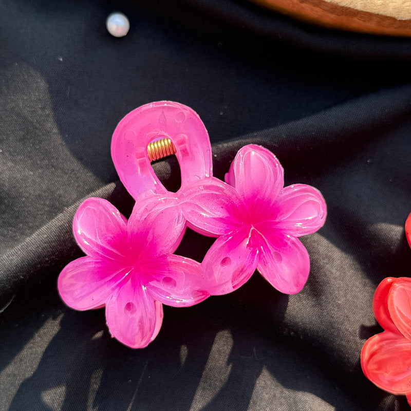 Medium Flower Claw Clip