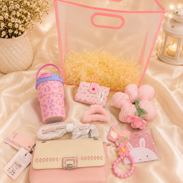 Meri Pyari Behan Pink Hamper ❤️