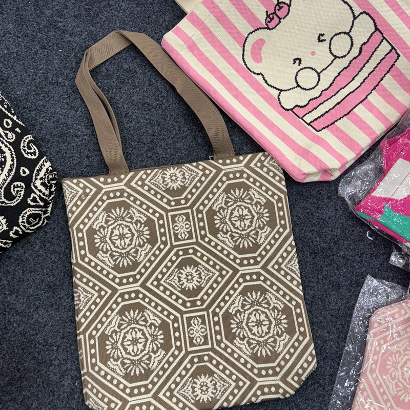 Everyday Korean Medium Tote Bags