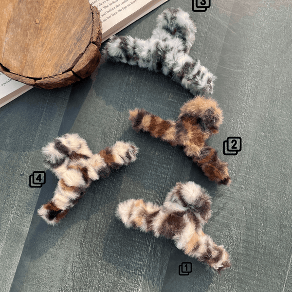 Korean Fur Claw Clip