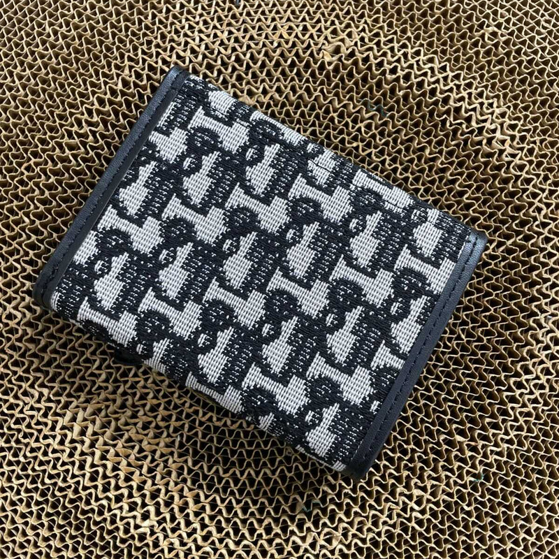 D-Mini Trifold Wallets