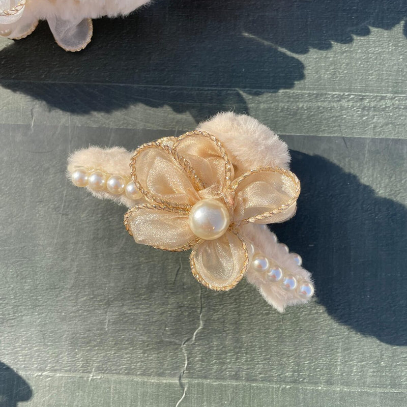 Premium Korean Furr Claw Clip