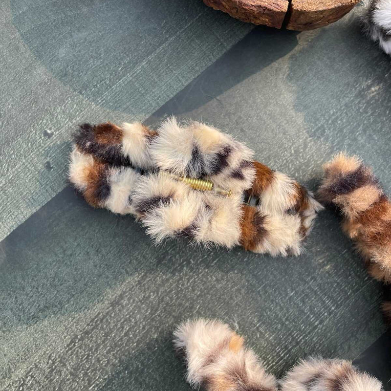 Korean Fur Claw Clip
