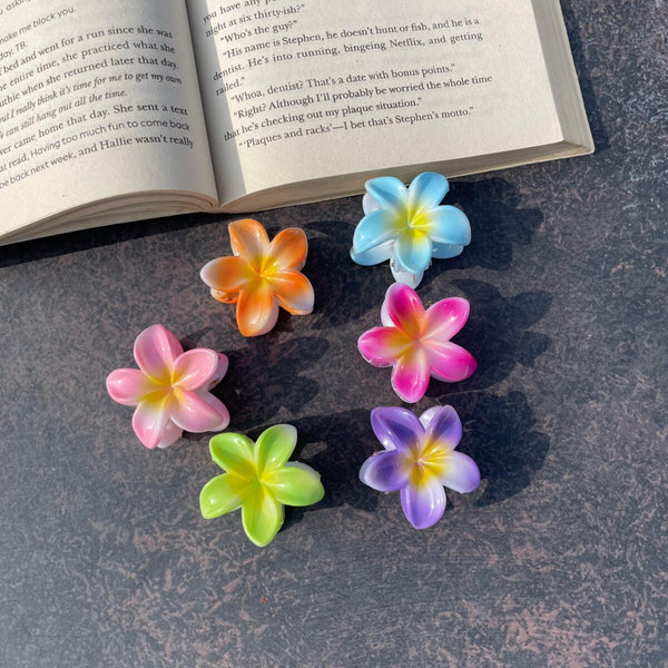 Mini Flower Claw Clip