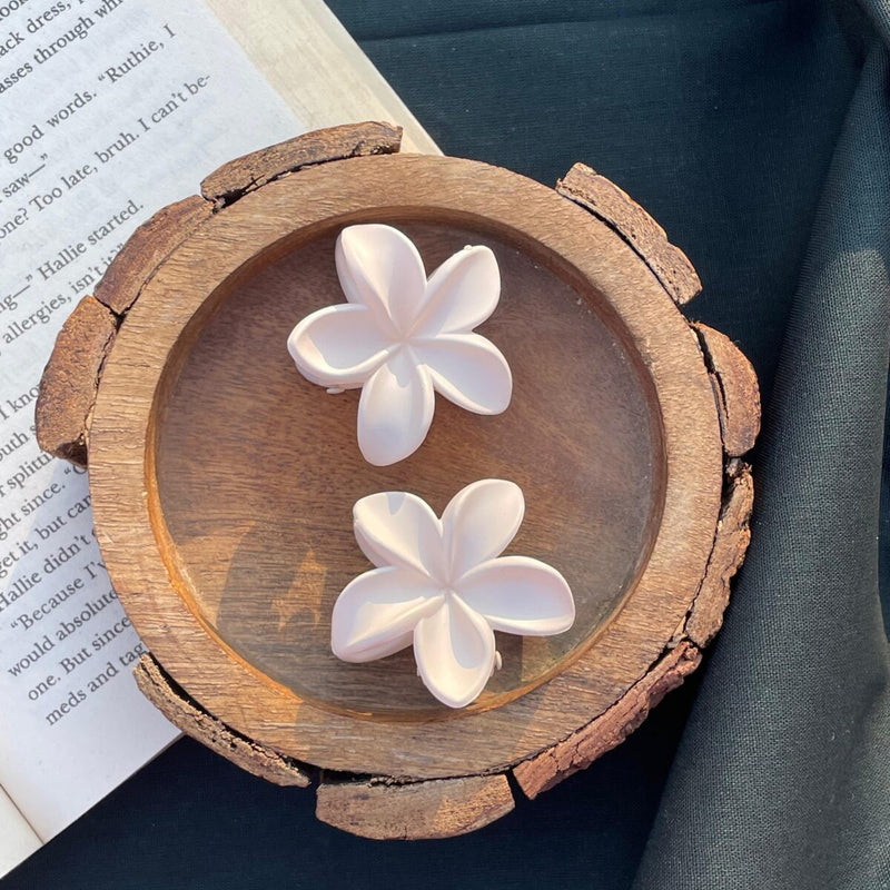 Mini Matte Flower Claw Clip