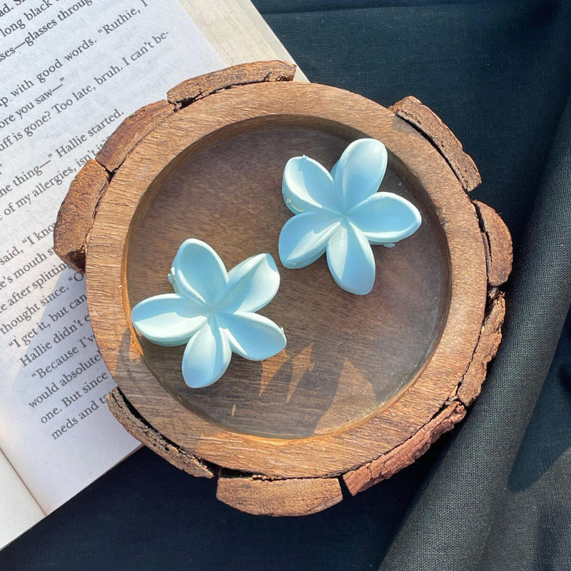 Mini Matte Flower Claw Clip