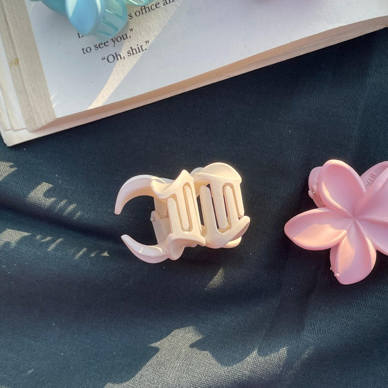 Mini Matte Flower Claw Clip