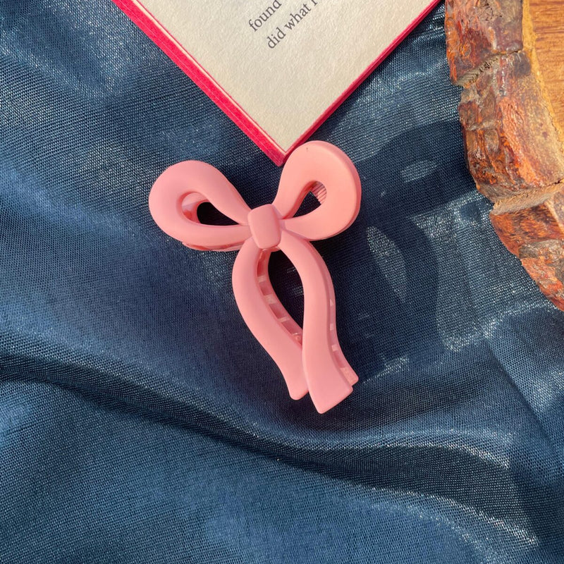 Medium Bow Claw Clip