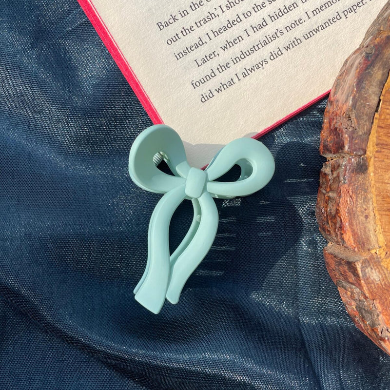 Medium Bow Claw Clip