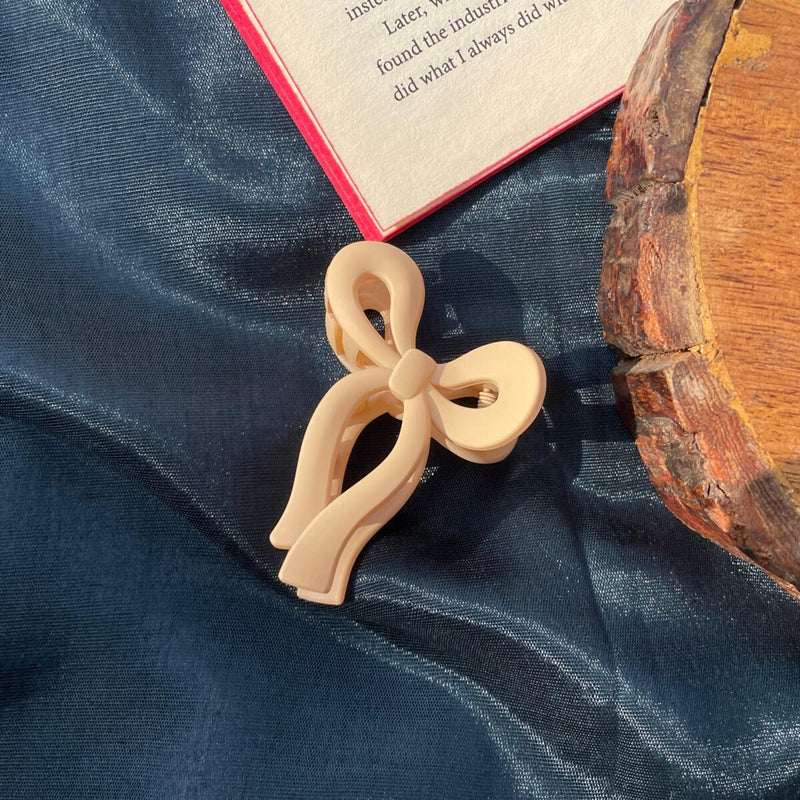 Medium Bow Claw Clip