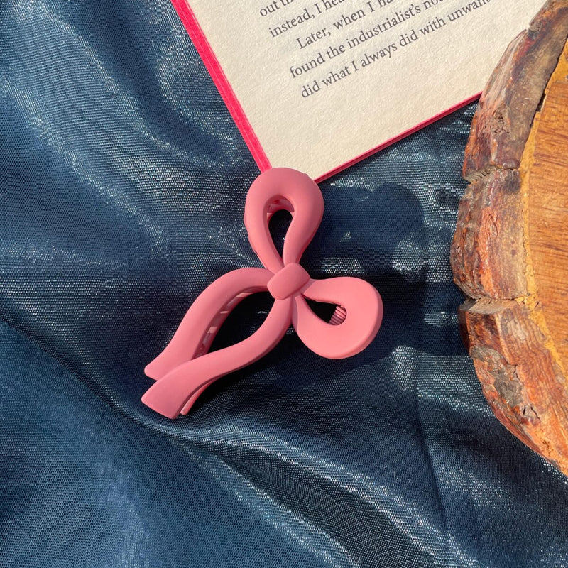 Medium Bow Claw Clip