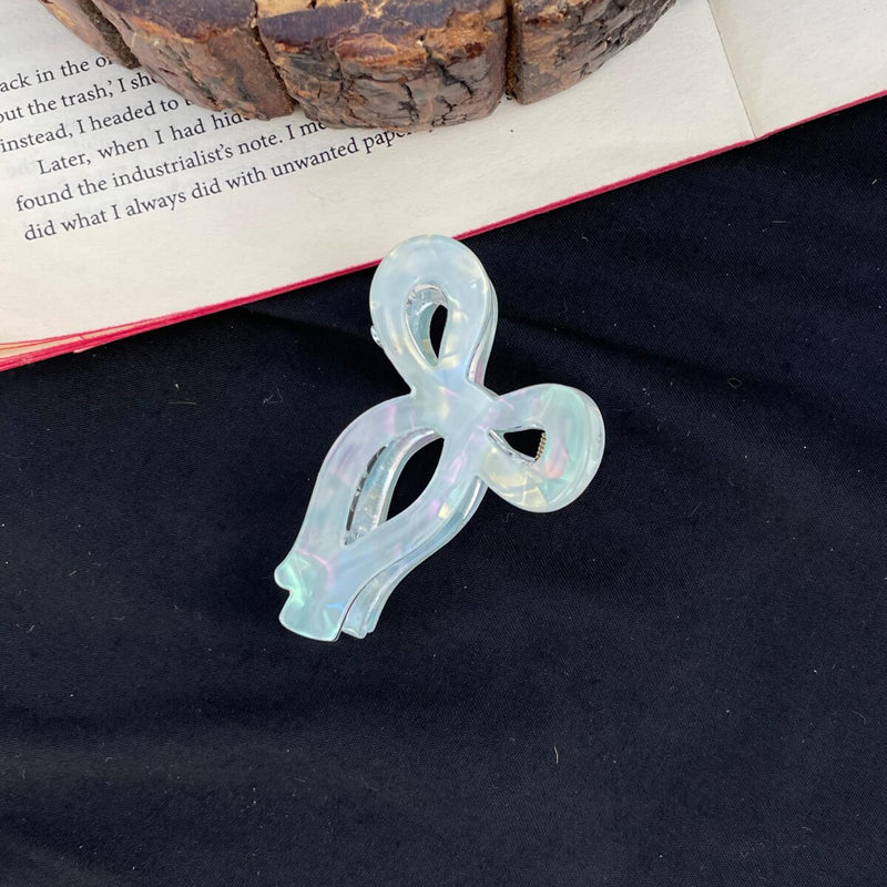 Medium Bow Claw Clip