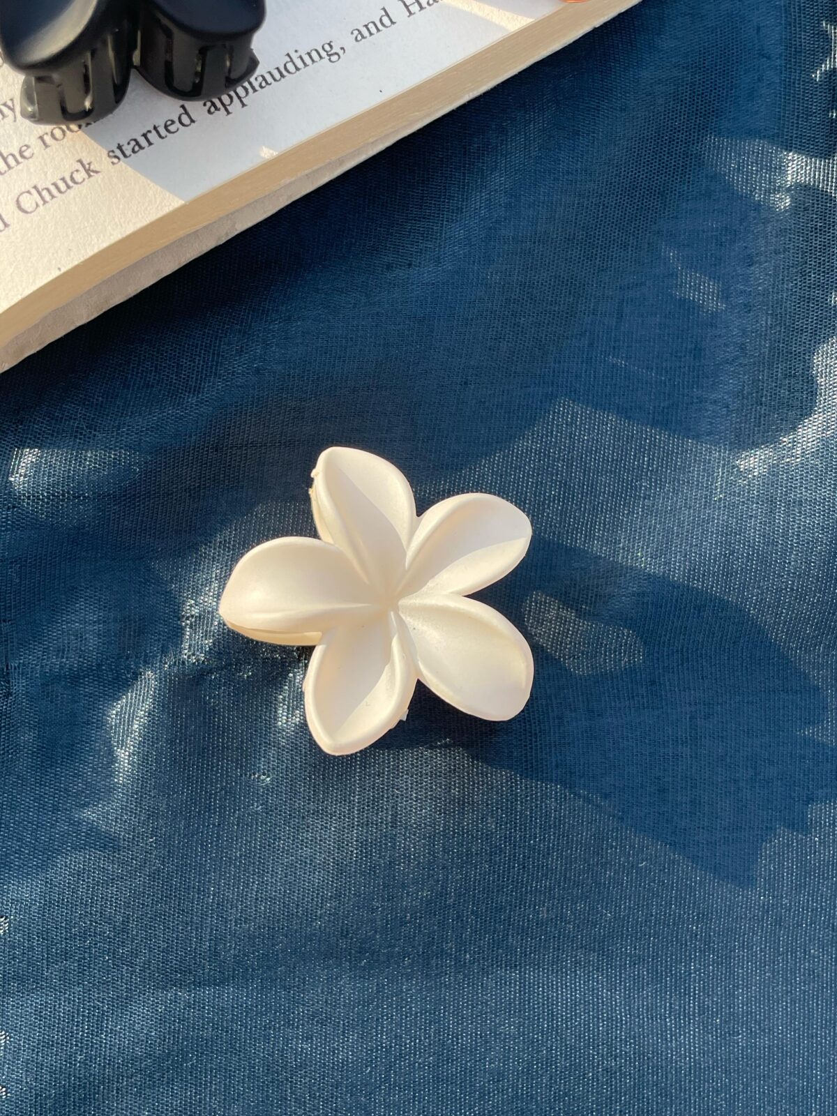 Mini Matte Flower Claw Clip