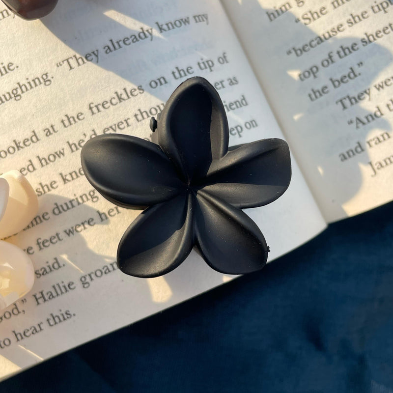 Mini Matte Flower Claw Clip