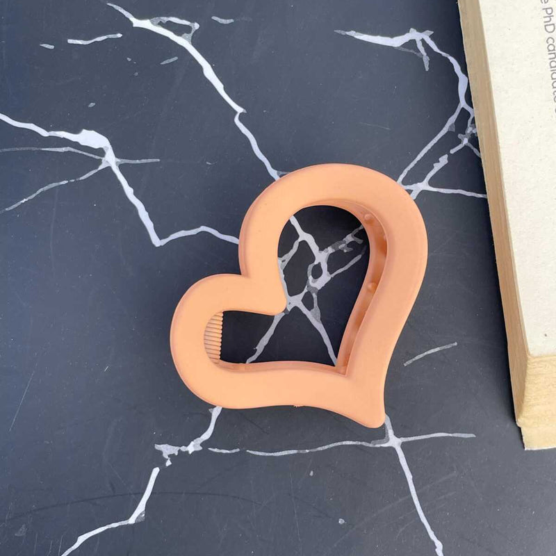 Medium Heart Claw Clip