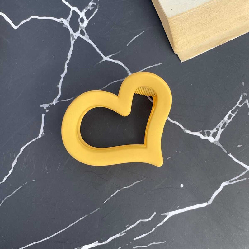 Medium Heart Claw Clip