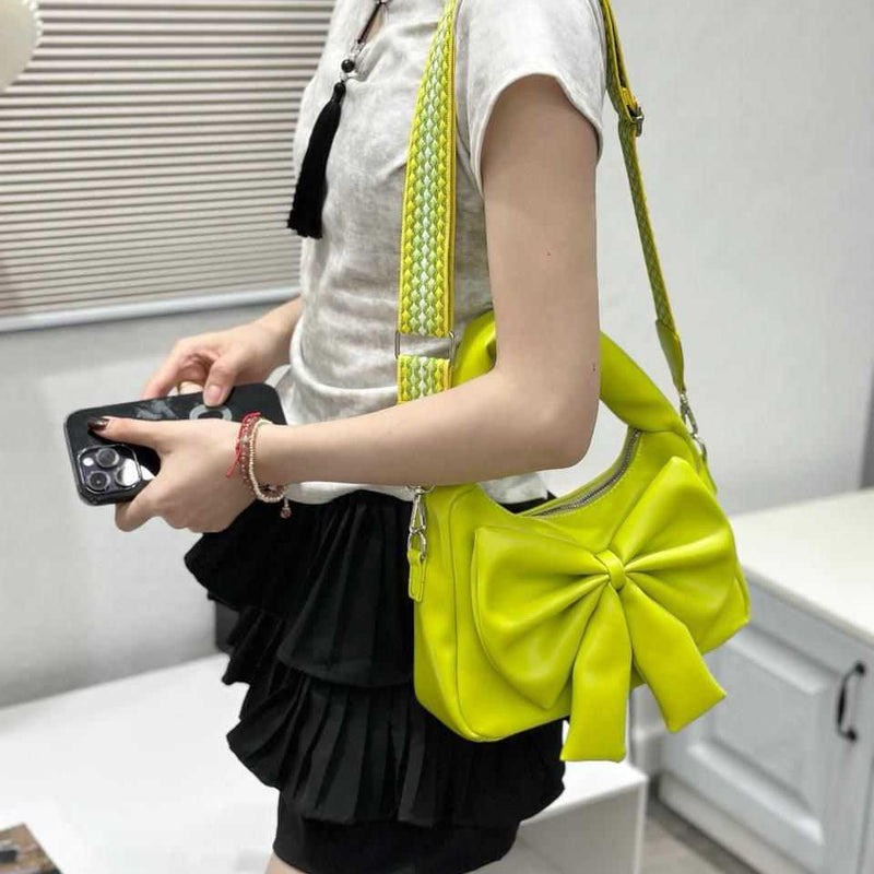 Bow Bag with Wide Strap