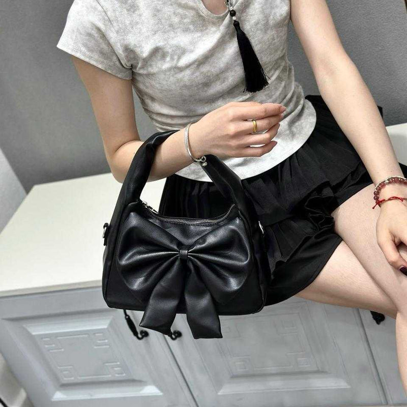Bow Bag with Wide Strap