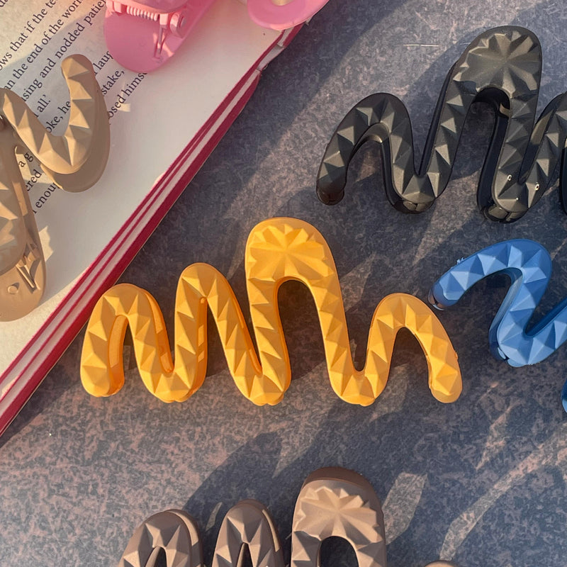 Zig Zag Claw Clip- Yellow