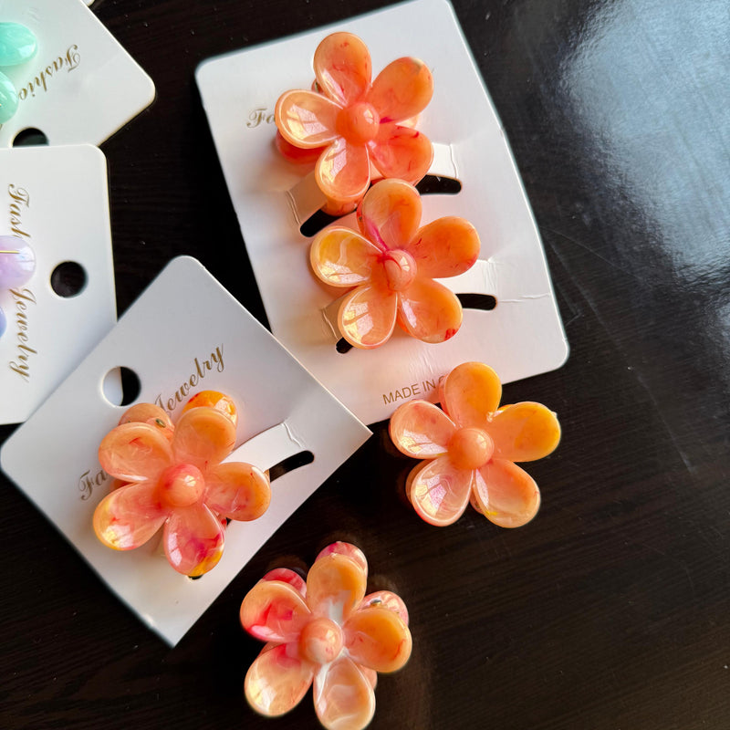 Mini Flower Claw Clip